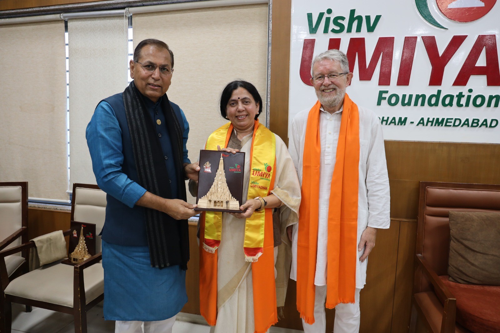 The Director of the Oxford Centre for Hindu Studies (U.K.) Shaunaka Rishi Das’s visited Vishv Umiyadham