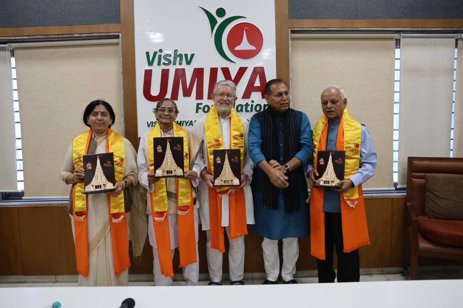 The Director of the Oxford Centre for Hindu Studies (U.K.) Shaunaka Rishi Das’s visited Vishv Umiyadham